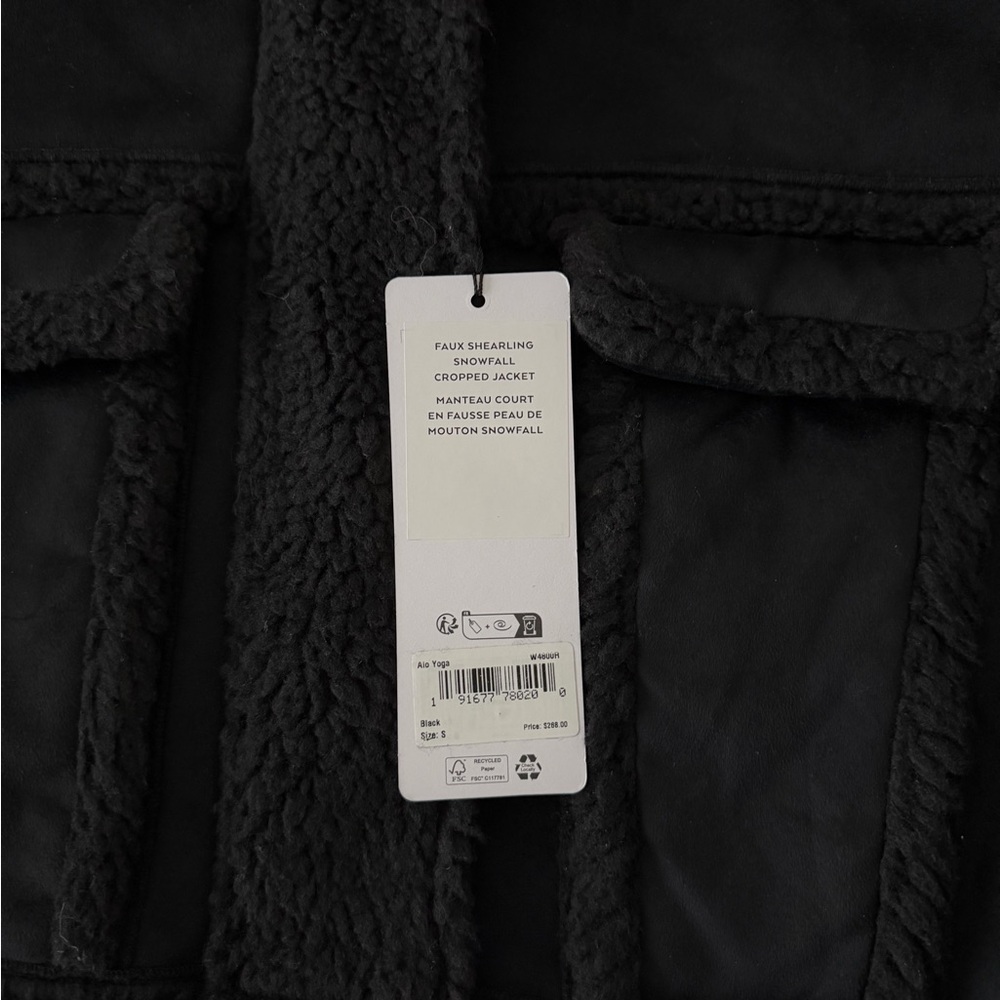 Alo Yoga Faux Sherling Snowfall Cropped Jacket - Picture 3 of 4